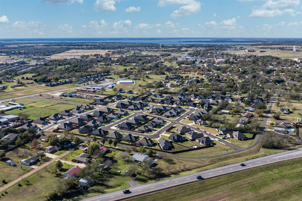 507 Limestone Circle Mabank, TX 75147