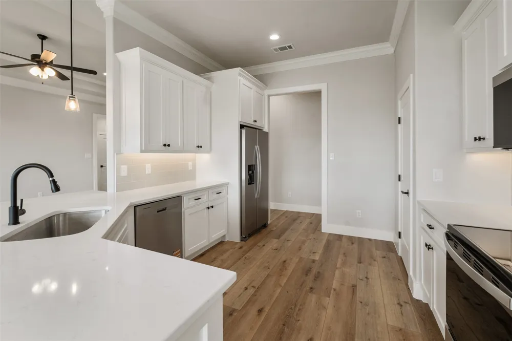 507 Limestone Circle Mabank, TX 75147