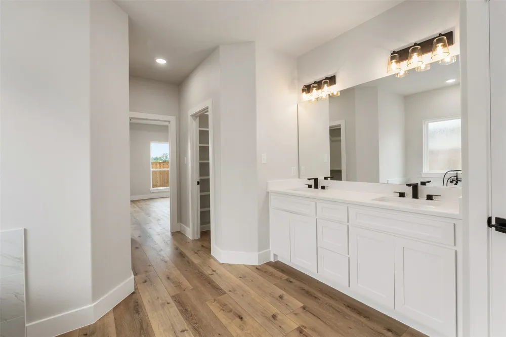507 Limestone Circle Mabank, TX 75147
