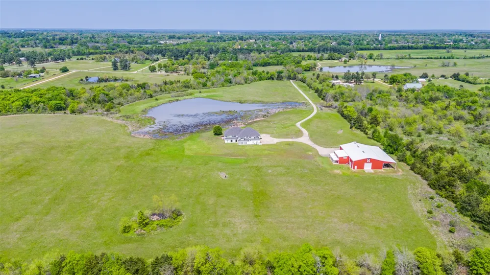 6100 Old Clarksville Road Reno, TX 75462