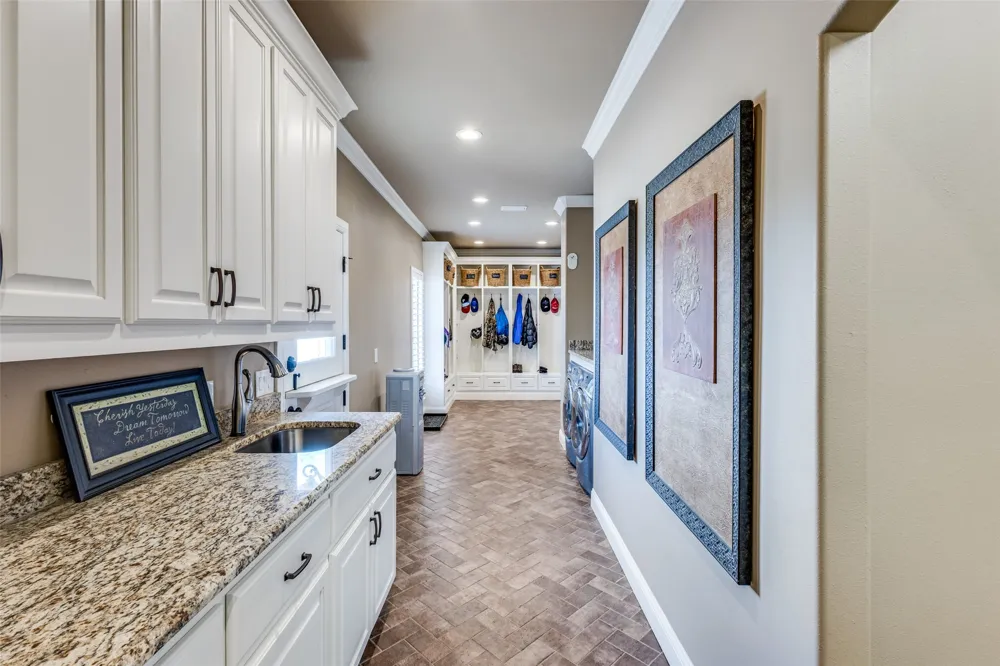6100 Old Clarksville Road Reno, TX 75462