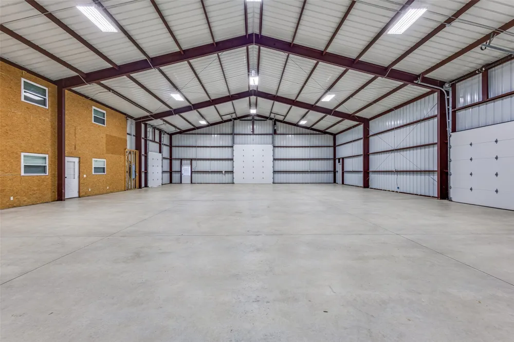 6100 Old Clarksville Road Reno, TX 75462