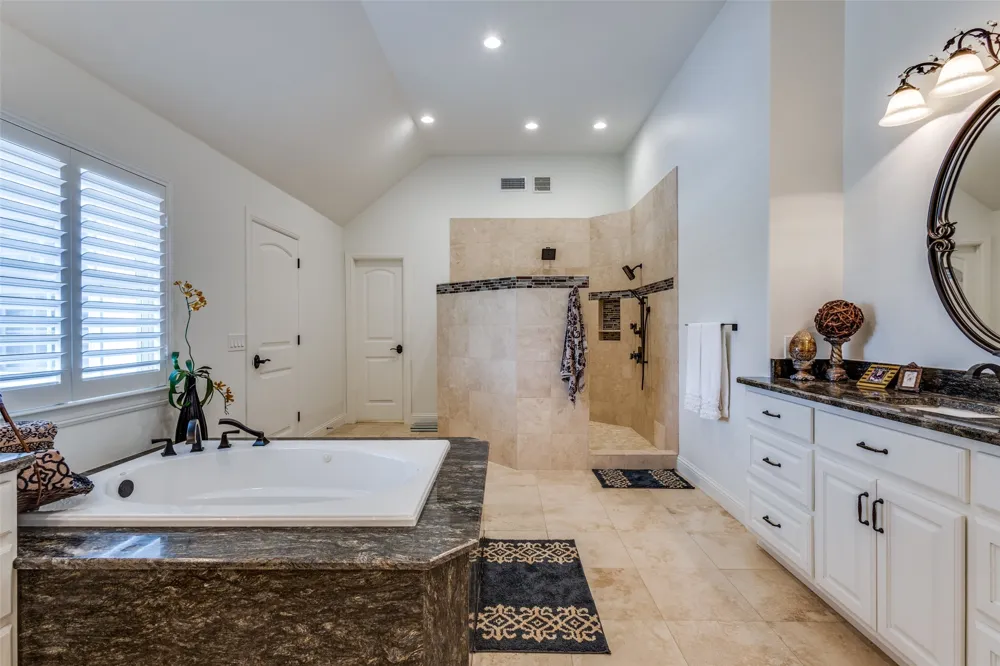 6100 Old Clarksville Road Reno, TX 75462