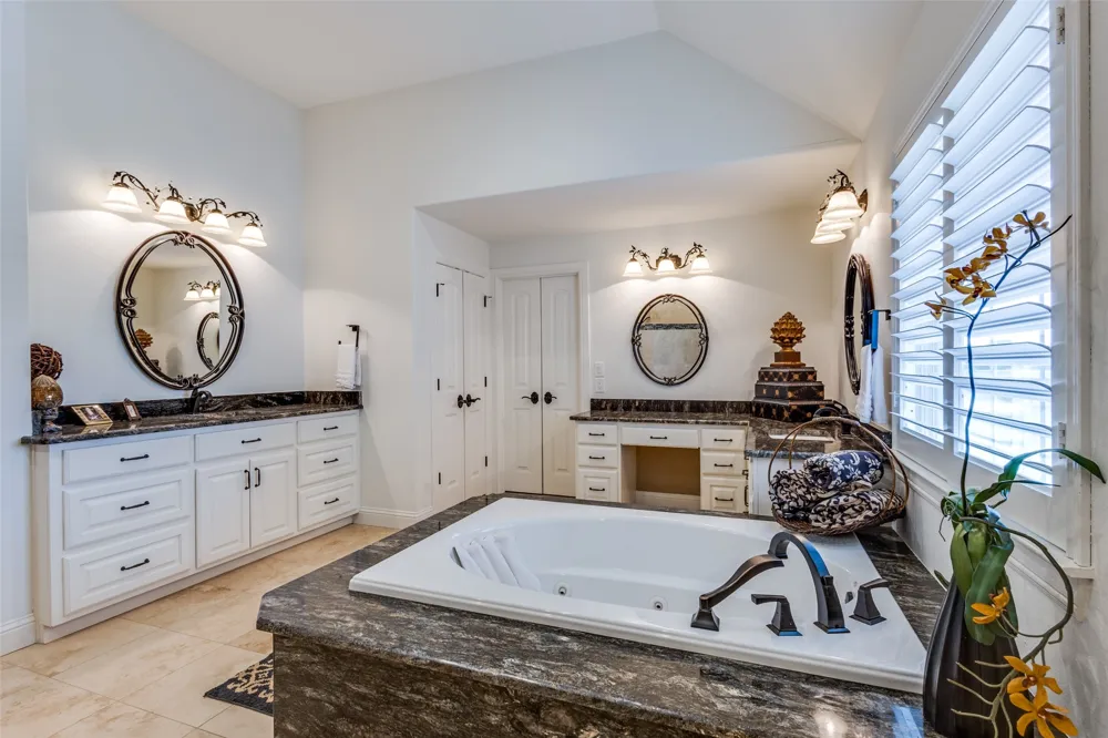 6100 Old Clarksville Road Reno, TX 75462