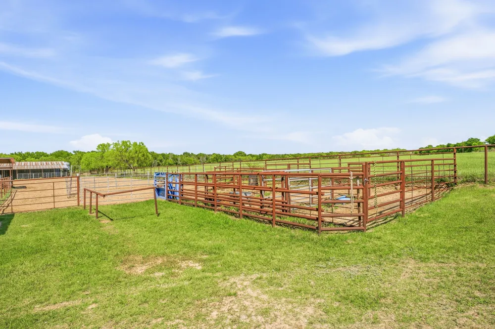 1301 County Road 440 De Leon, TX 76444