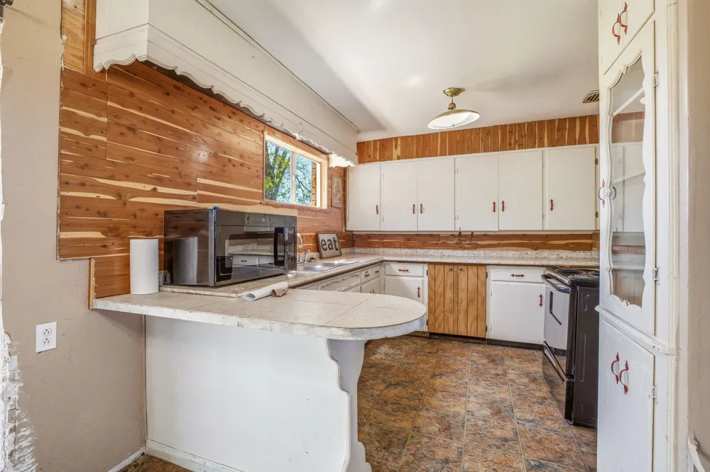 1301 County Road 440 De Leon, TX 76444