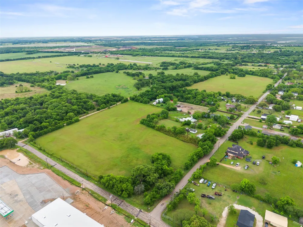 1000 Mcdonald Lane Bellmead, TX 76705