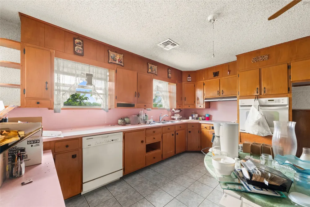 1000 Mcdonald Lane Bellmead, TX 76705