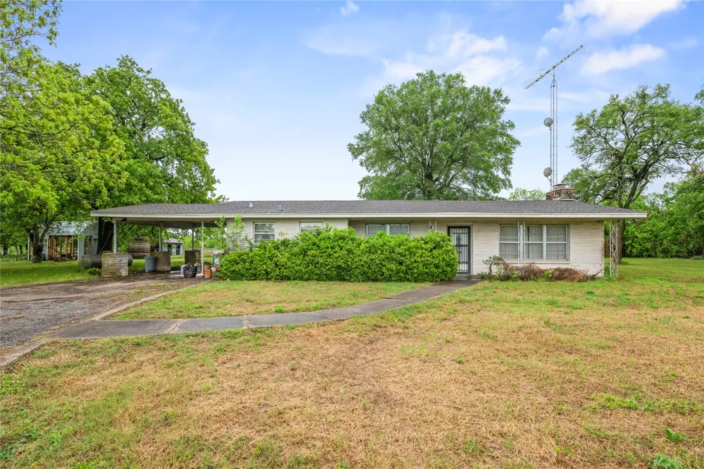 1000 Mcdonald Lane Bellmead, TX 76705