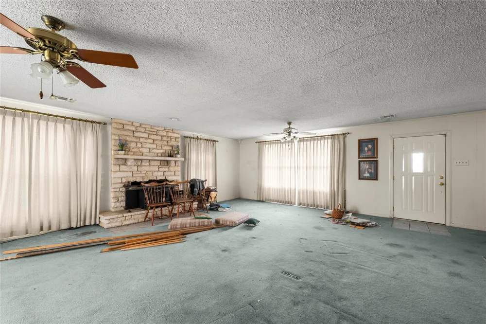 1000 Mcdonald Lane Bellmead, TX 76705