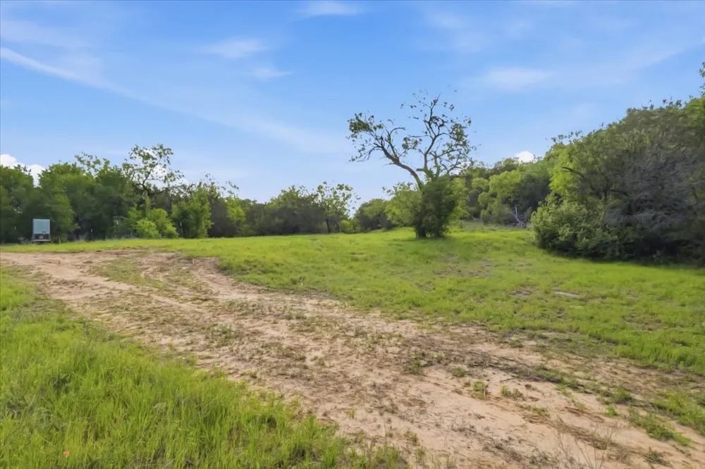 1370 Capstone Ridge Drive Santo, TX 76472