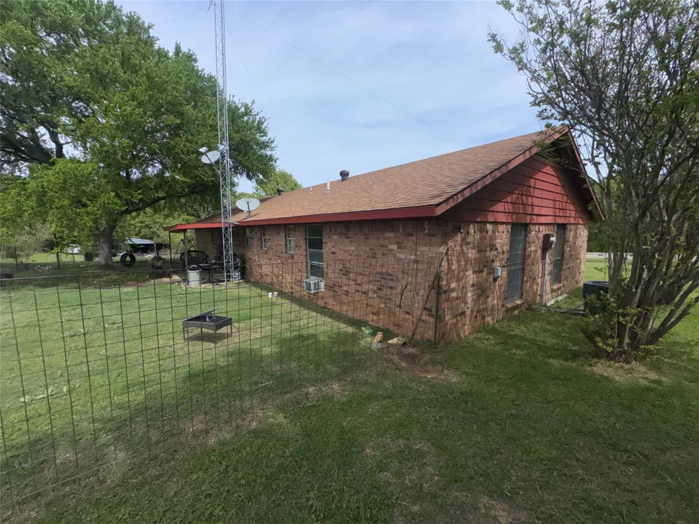 12745 Fm 274 Ravenna, TX 75476