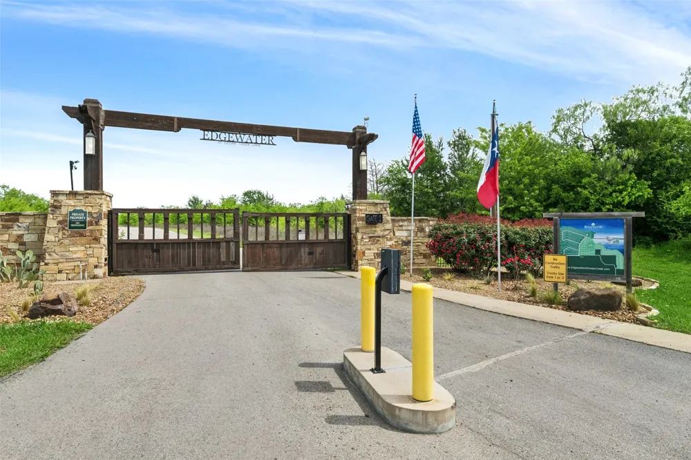 9433 W Shoreline Drive Kemp, TX 75143