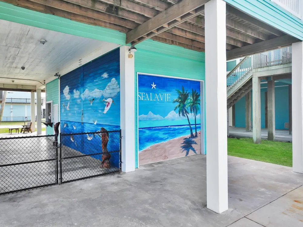 931 Bahama Drive Port Bolivar, TX 77650