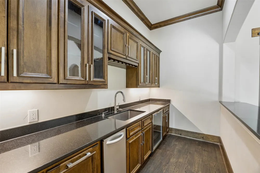 1209 Saint Emilion Court Southlake, TX 76092