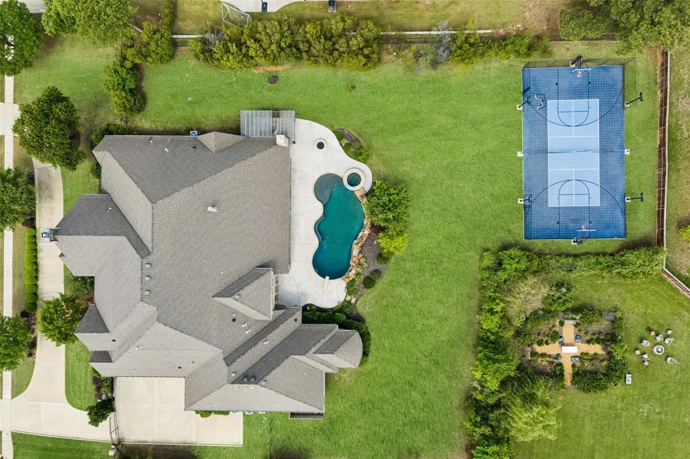 1209 Saint Emilion Court Southlake, TX 76092