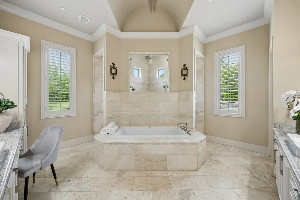 1209 Saint Emilion Court Southlake, TX 76092