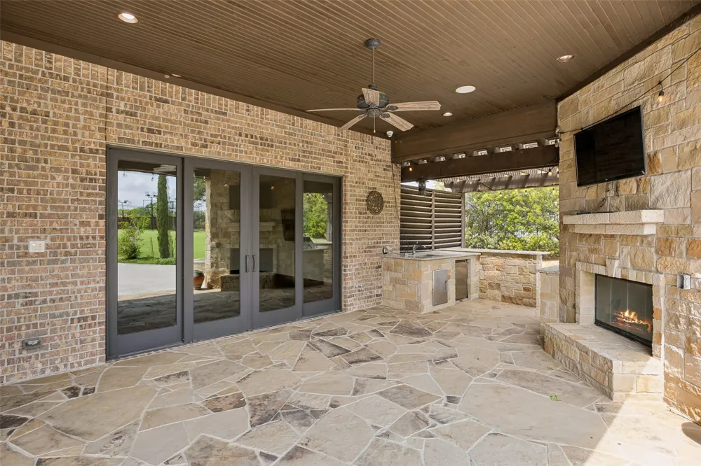 1209 Saint Emilion Court Southlake, TX 76092