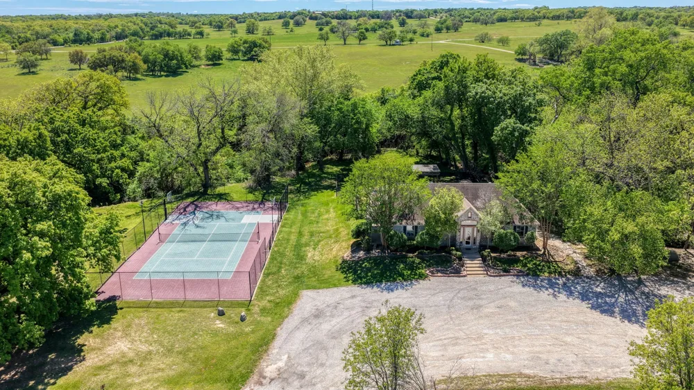 147 Tyler Court Fort Worth, TX 76108