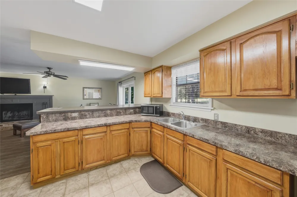 12469 CR 1114 Athens, TX 75751