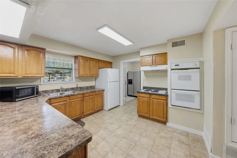12469 CR 1114 Athens, TX 75751