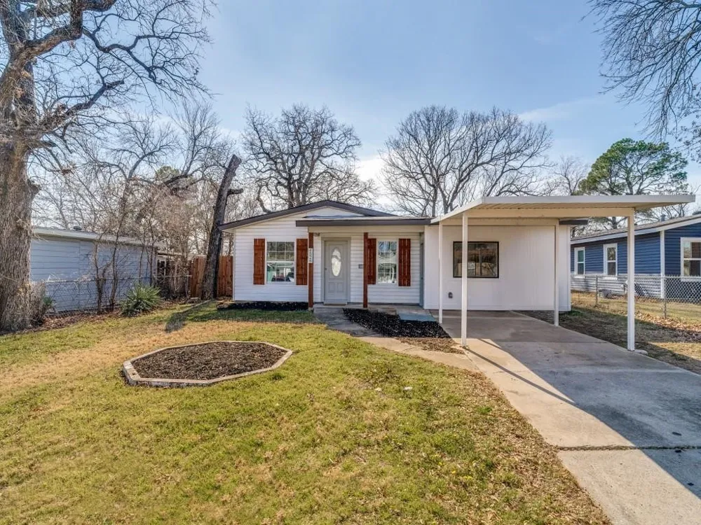 4528 Newman Drive Haltom City, TX 76117