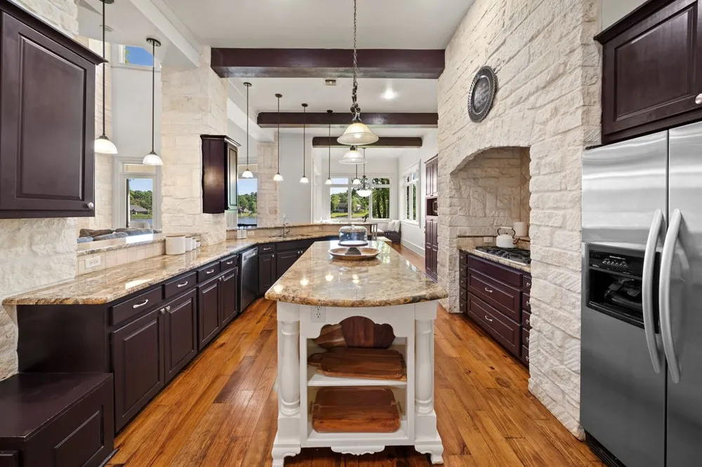 320 Hines Crossing Bullard, TX 75757