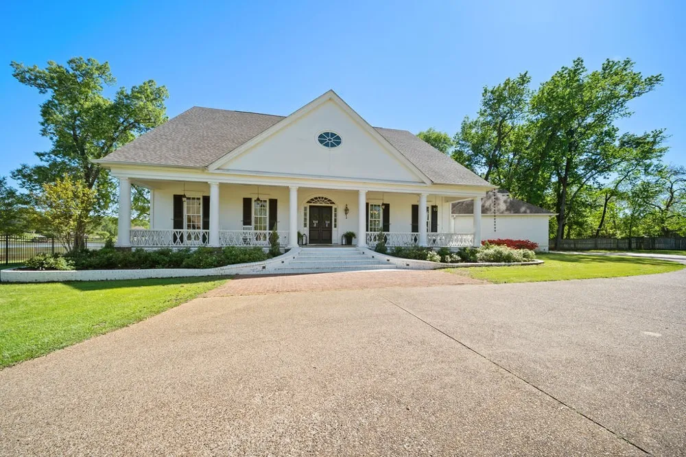 320 Hines Crossing Bullard, TX 75757