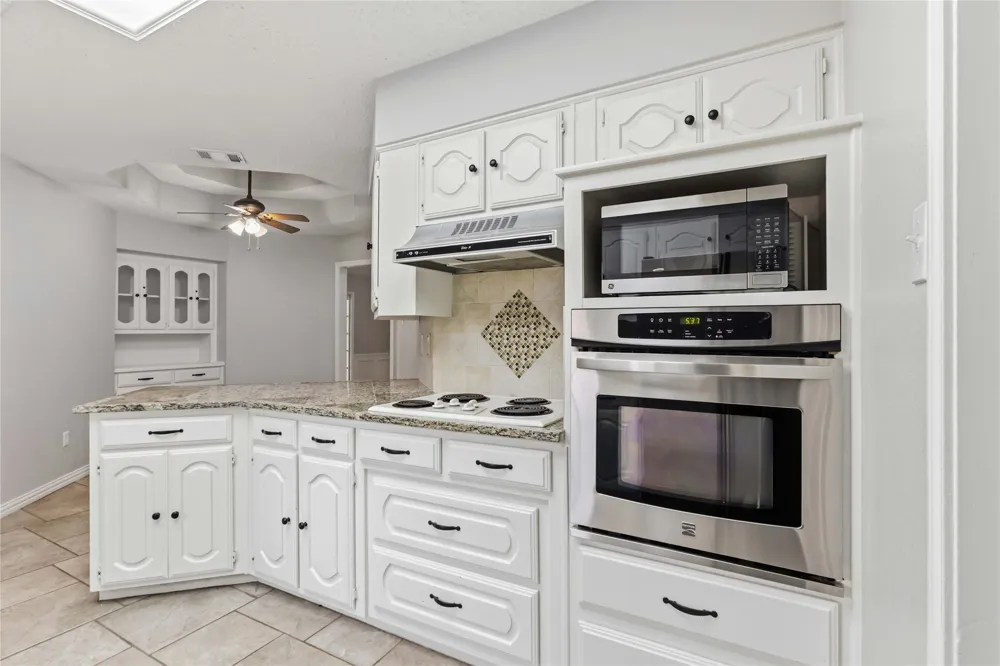 200 Sunny Crest Drive Murphy, TX 75094