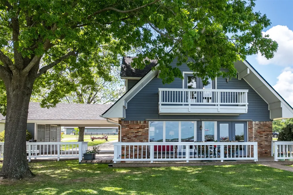 238 Matador Ranch Road Trinidad, TX 75163
