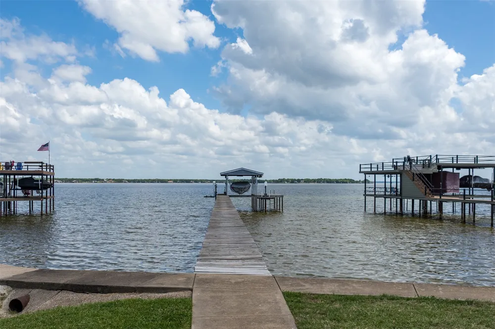 238 Matador Ranch Road Trinidad, TX 75163