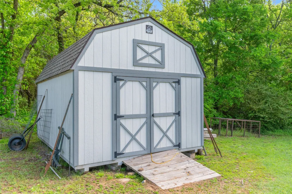 891 County Road 4740 Winnsboro, TX 75494