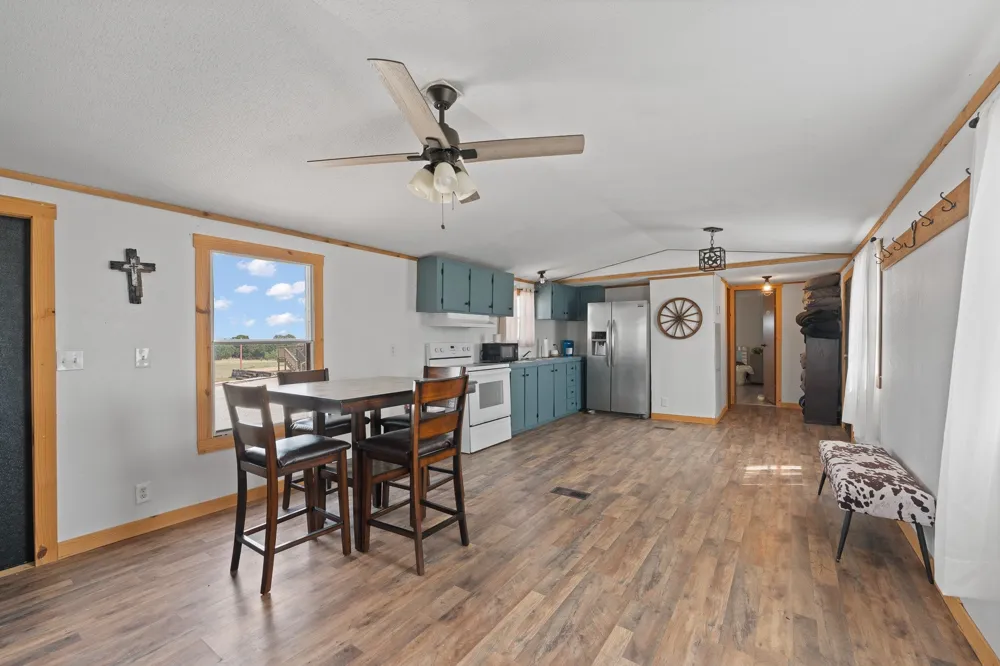 3119 CR 2730 Glen Rose, TX 76043