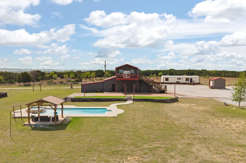 3119 CR 2730 Glen Rose, TX 76043