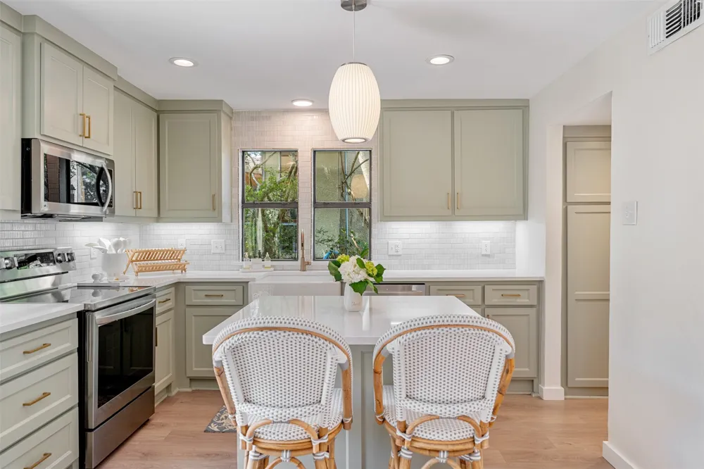 513 Winding Shore Drive Tool, TX 75143