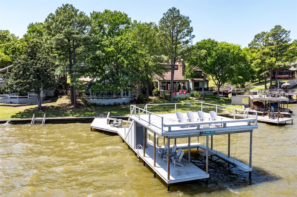 513 Winding Shore Drive Tool, TX 75143