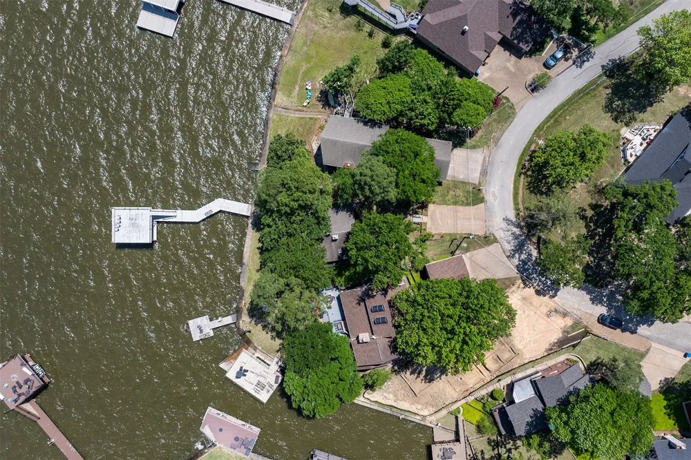 513 Winding Shore Drive Tool, TX 75143
