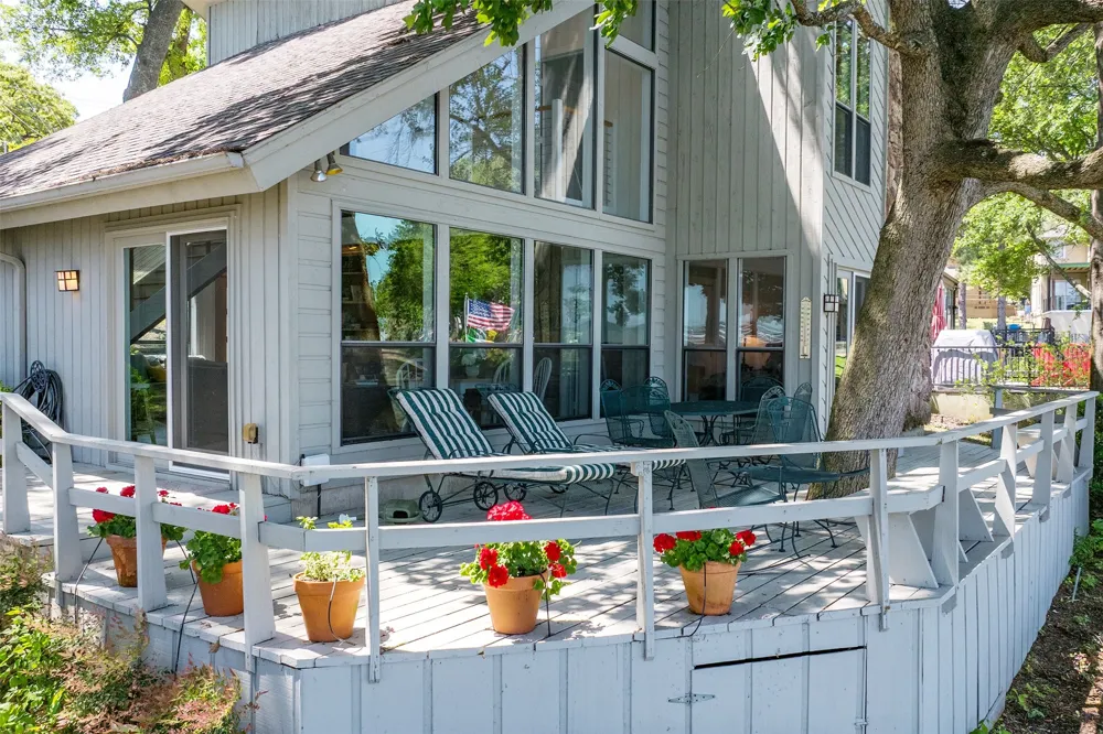 513 Winding Shore Drive Tool, TX 75143