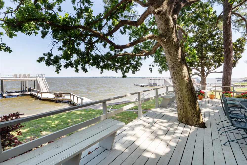 513 Winding Shore Drive Tool, TX 75143