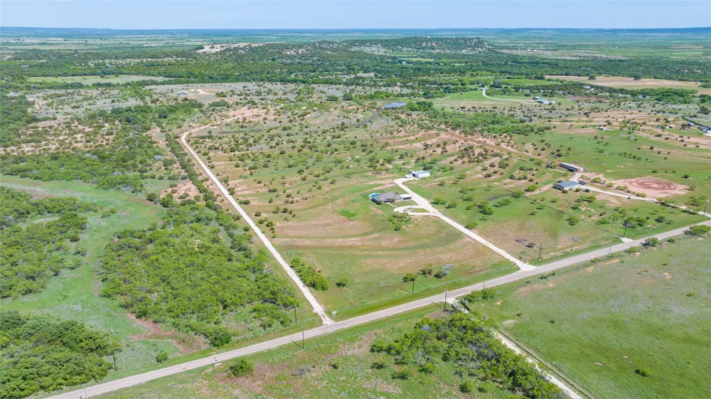 2221 Lemons Gap Road Ovalo, TX 79541