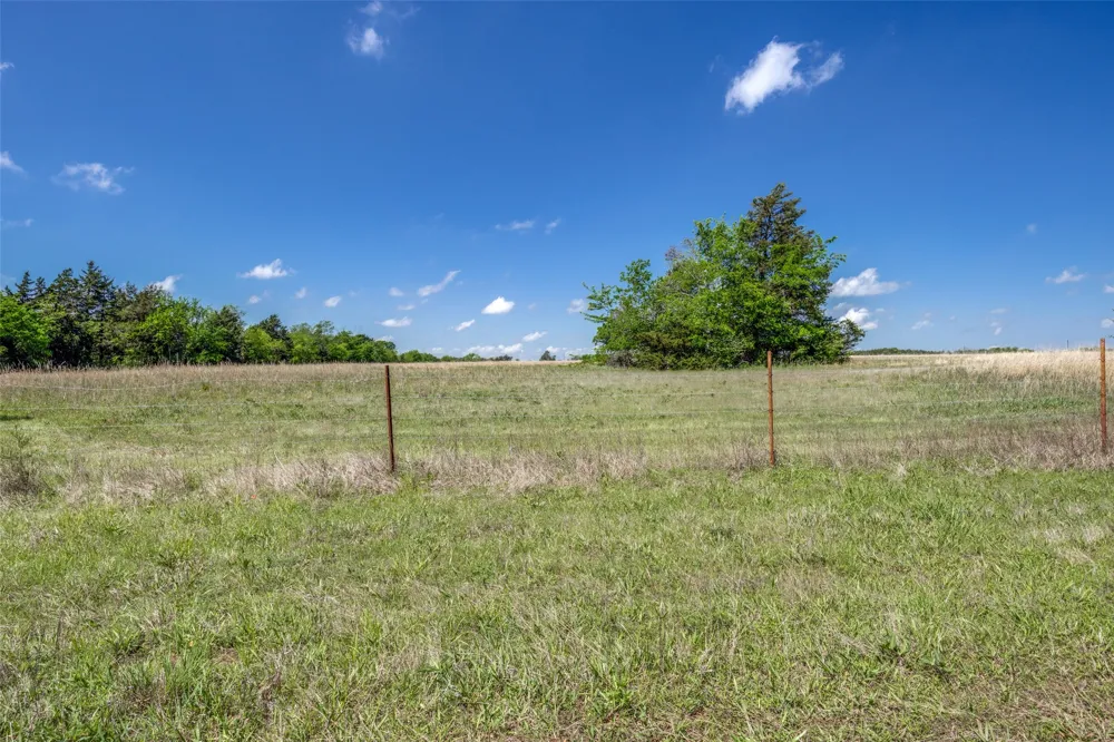 1203 County Road 4132 Cumby, TX 75433