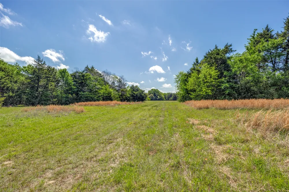 1203 County Road 4132 Cumby, TX 75433
