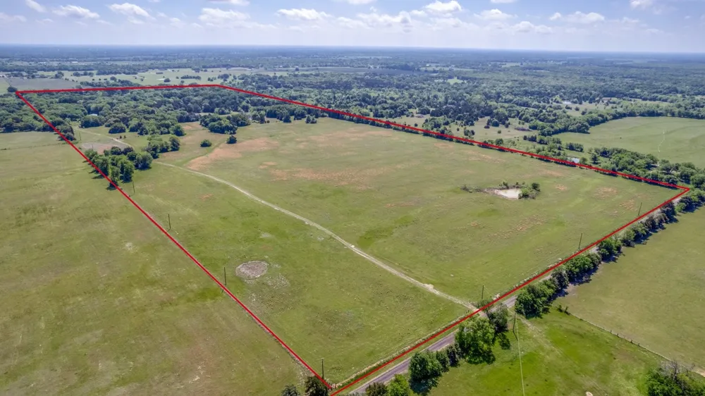 1203 County Road 4132 Cumby, TX 75433