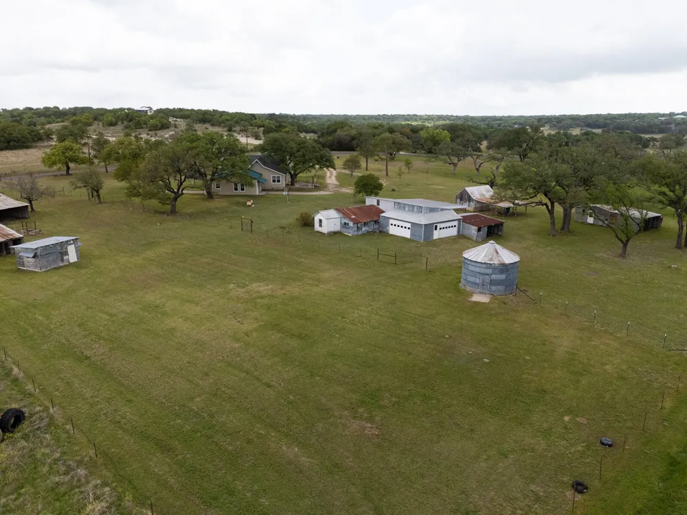 589 County Road 4150 Clifton, TX 76634
