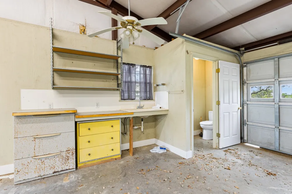 589 County Road 4150 Clifton, TX 76634