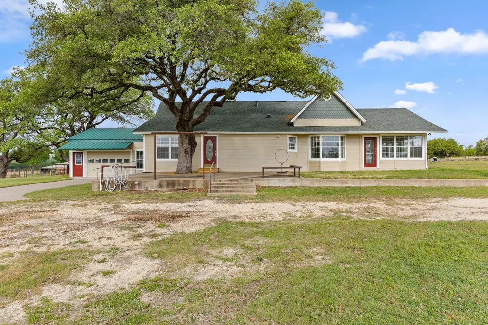 589 County Road 4150 Clifton, TX 76634