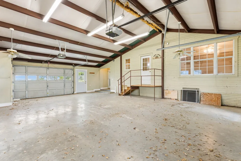 589 County Road 4150 Clifton, TX 76634