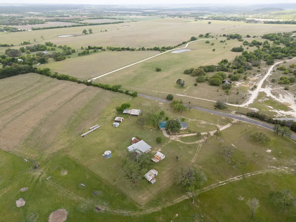 589 County Road 4150 Clifton, TX 76634