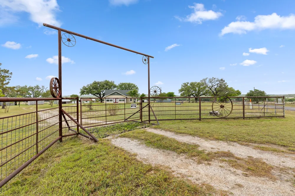 589 County Road 4150 Clifton, TX 76634