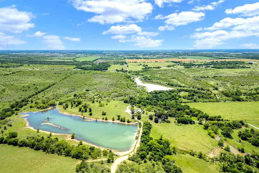 537 Tower Drive Moody, TX 76557